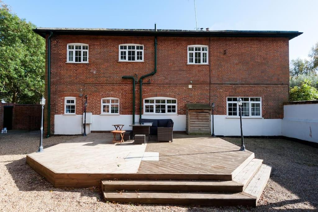 Firs Sleeps 15 Stunning Country House With Hot Tub Sudbourne Exterior photo